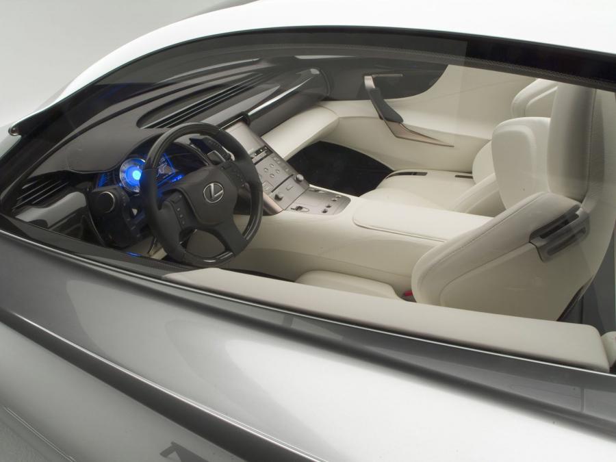  Lexus LF-A Concept 2005 года  (фото 7 из 36)